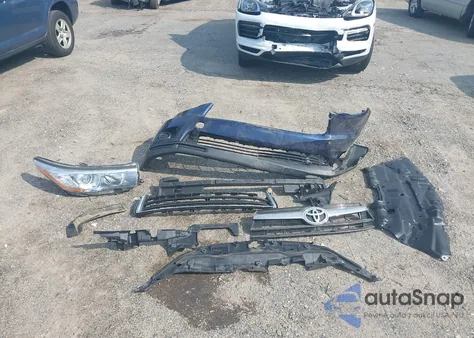 2016 Toyota Highlander Le V6 z USA, uszkodzony, nr VIN 5TDBKRFH4GS342532